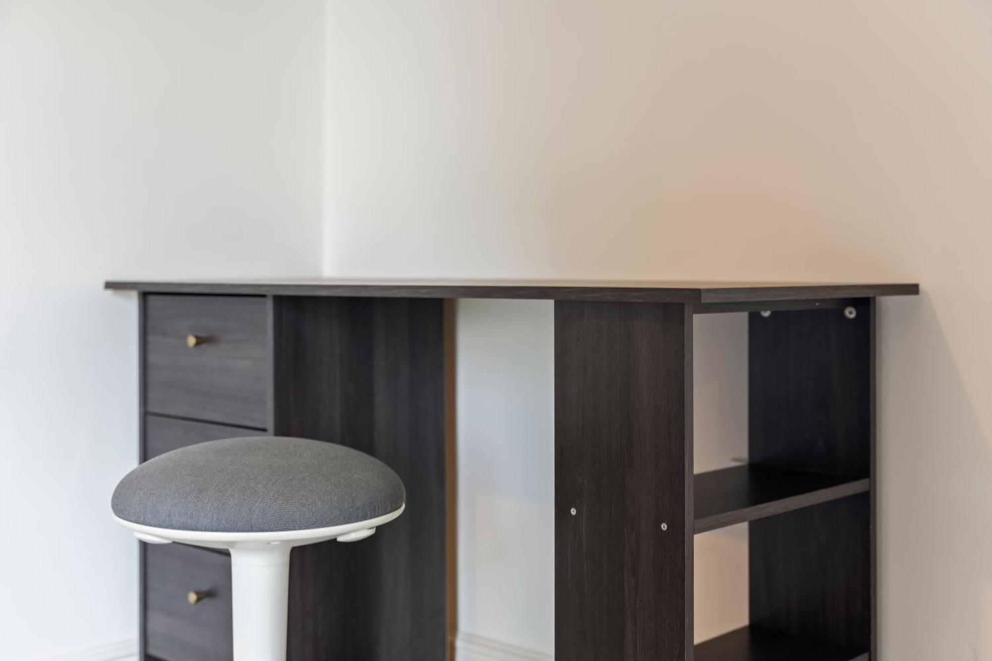 Bronze Haven - A Luxe And Cozy In Apartment